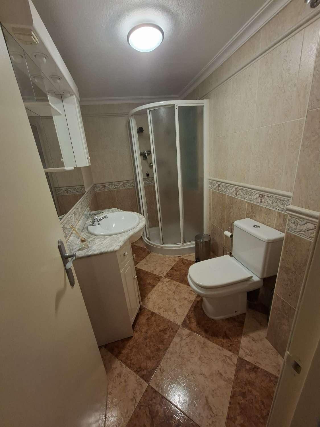 Lägenhet i Torrevieja, Alicante, Spanien 3 sovrum, 91 kvm. Nr. 184315