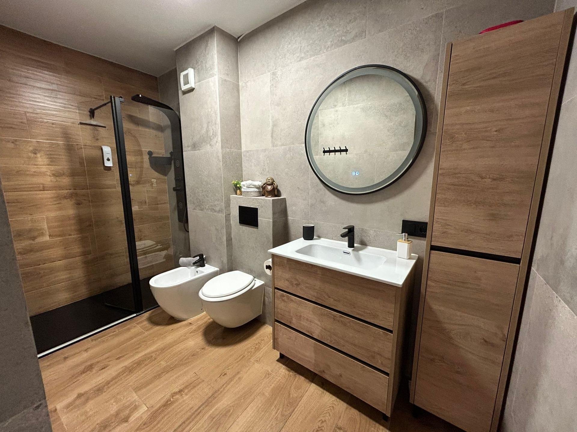 Apartment in Torrevieja, Alicante, Spain 3 bedrooms, 94 sq.m. No. 166186