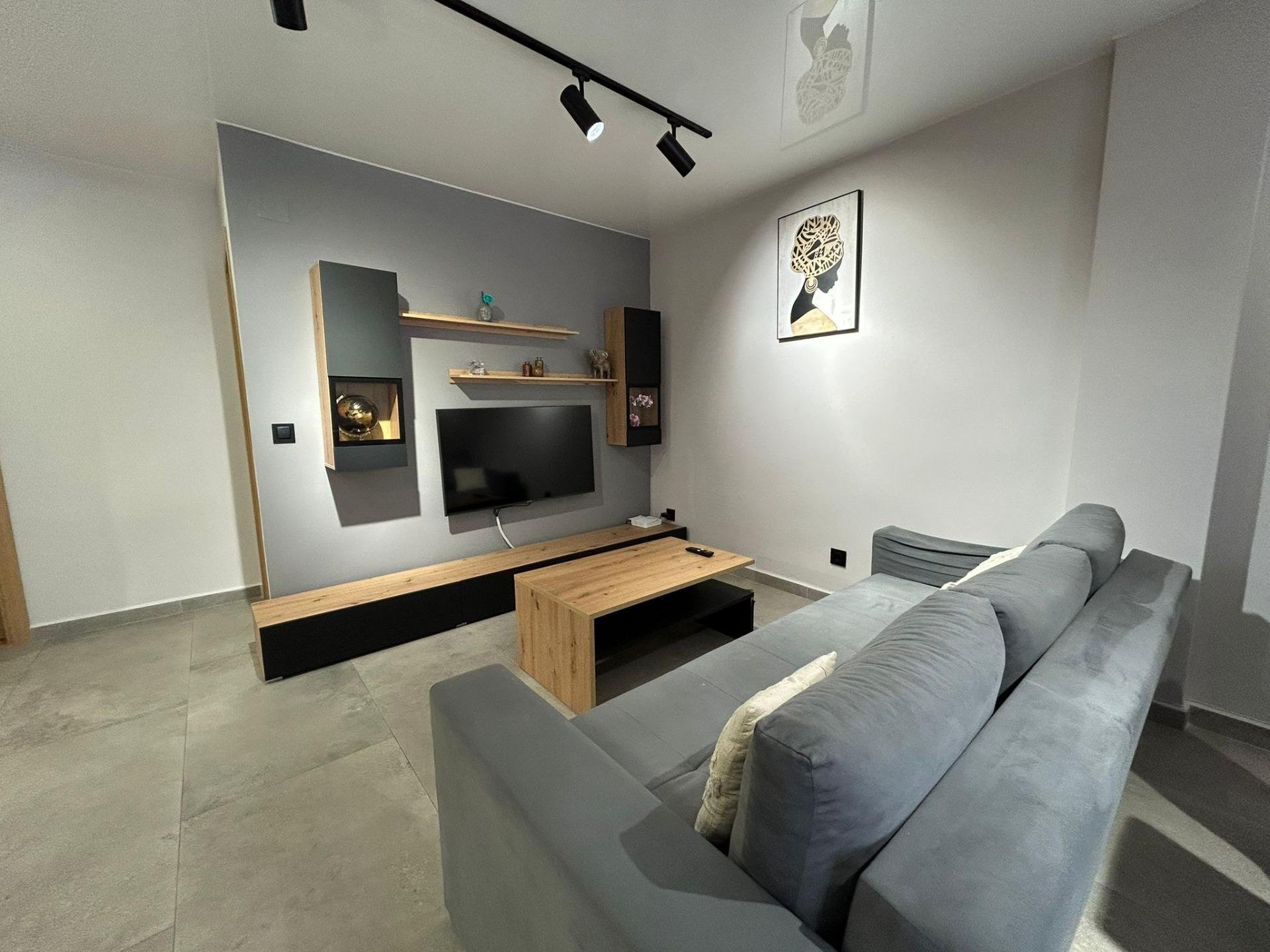 Apartment in Torrevieja, Alicante, Spain 3 bedrooms, 94 sq.m. No. 166186