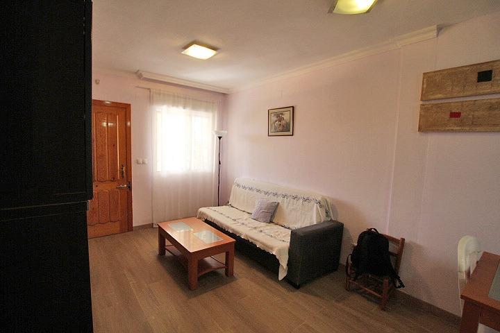Bungalow à Guardamar del Segura, Alicante, Espagne 2 chambres, 86 m2 No. 190030