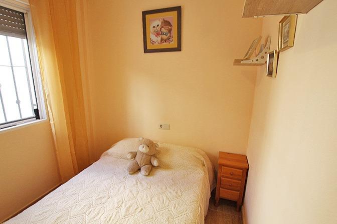 Bungalow à Guardamar del Segura, Alicante, Espagne 2 chambres, 86 m2 No. 190030
