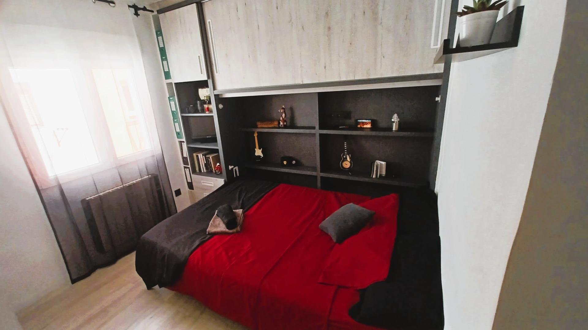 Apartment in Pilar de la Horadada, Alicante, Spain 3 bedrooms, 82 sq.m. No. 190033