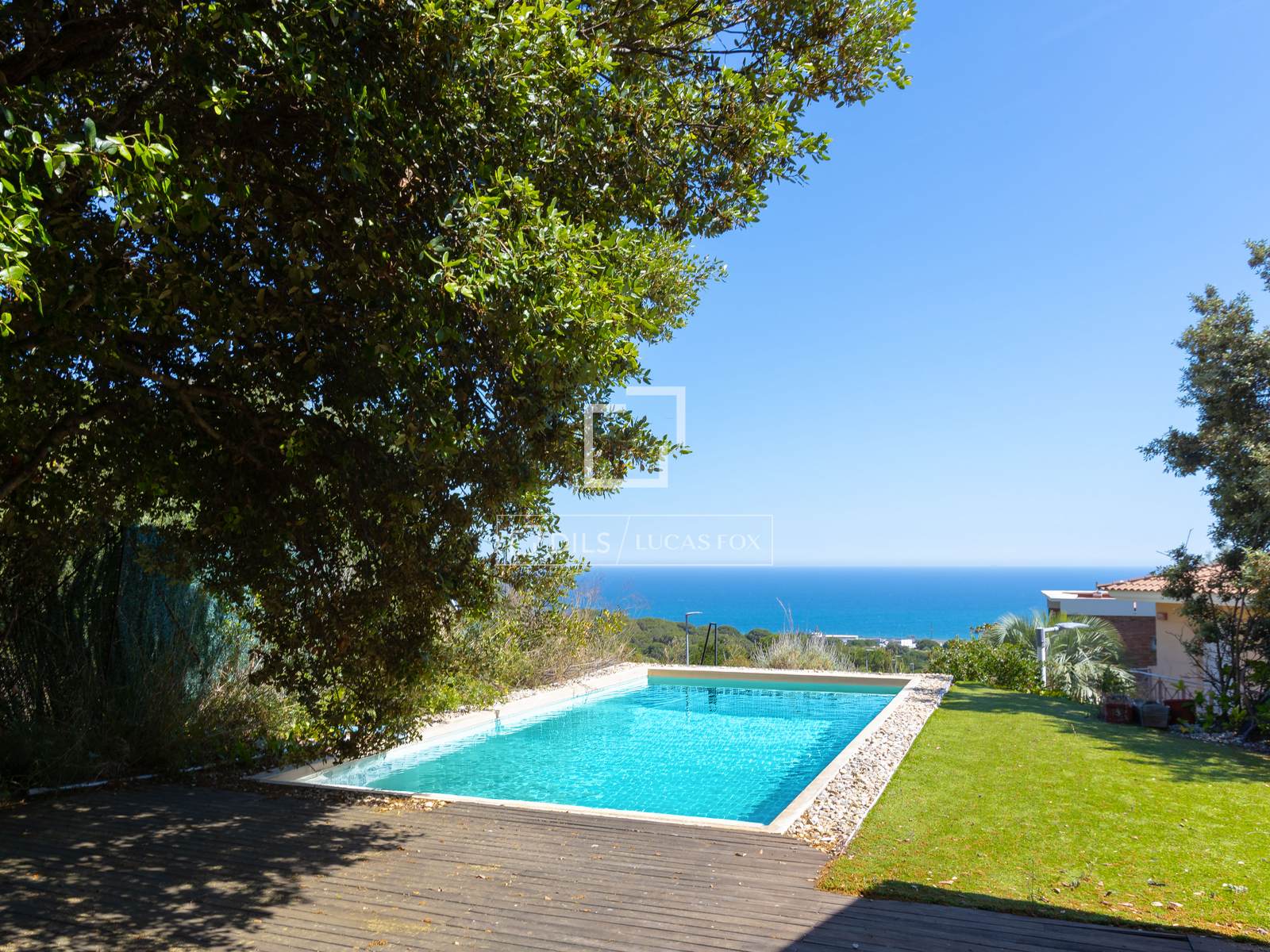 Villa in Teia, Barcelona, Spain 4 bedrooms, 367 sq.m. No. 168942