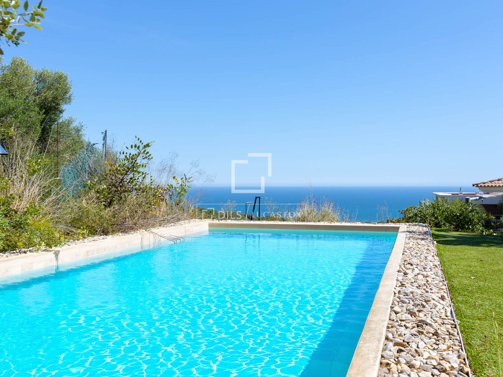 Villa in Teia, Barcelona, Spain 4 bedrooms, 367 sq.m. No. 168942