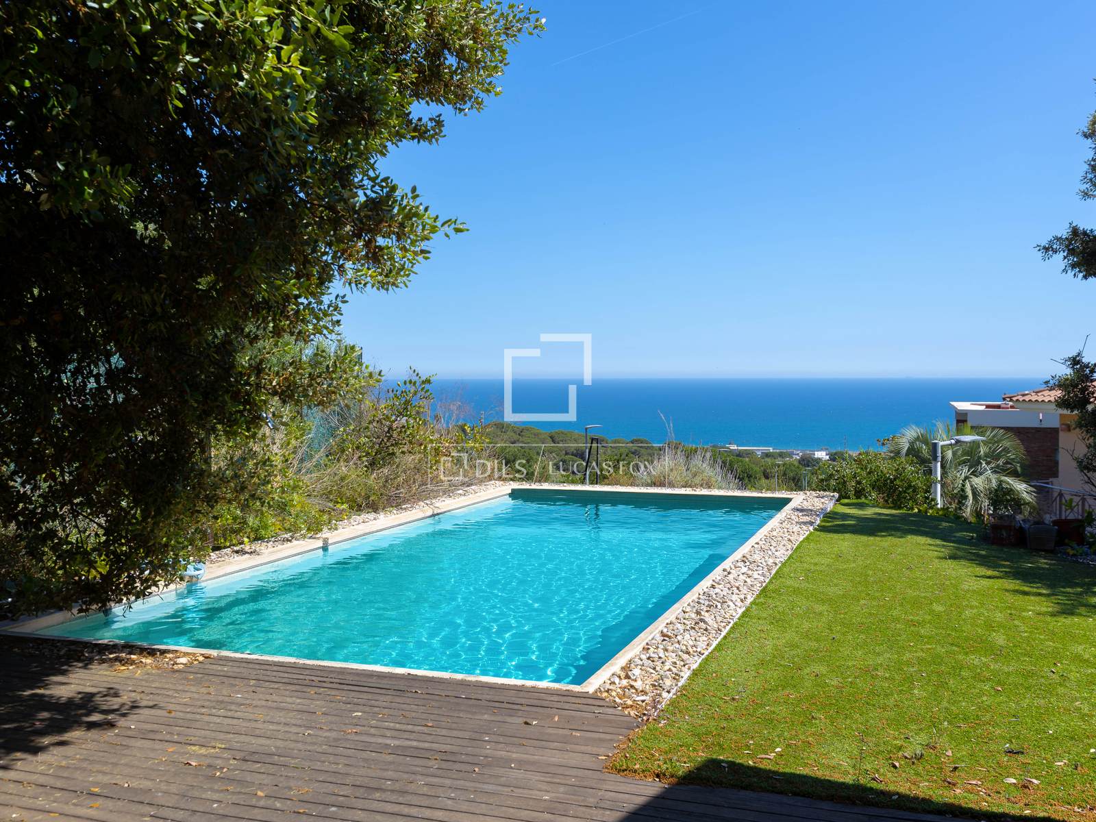 Villa in Teia, Barcelona, Spain 4 bedrooms, 367 sq.m. No. 168942
