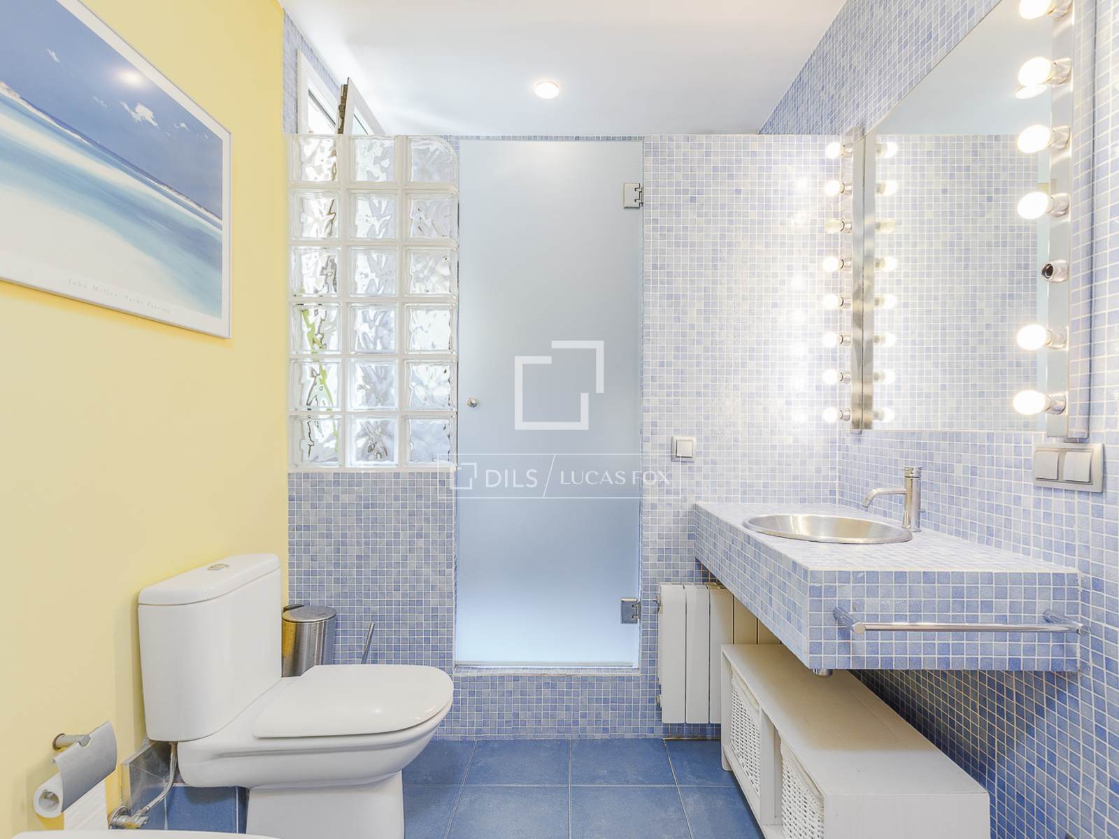 Apartamento en Barcelona, España 4 dormitorios, 128 m2 No. 168941