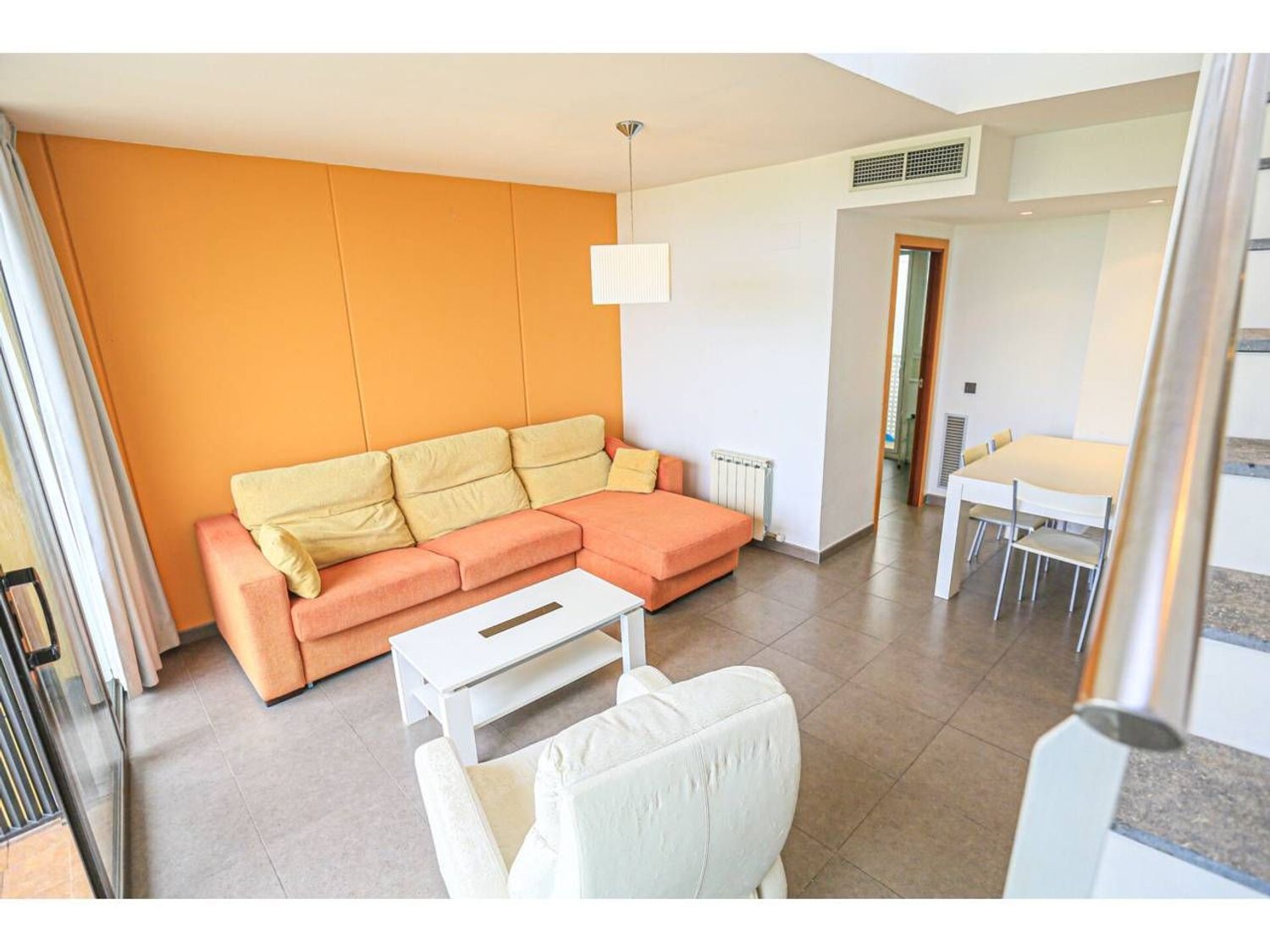 Apartamento en España 3 dormitorios, 85 m2 No. 168981