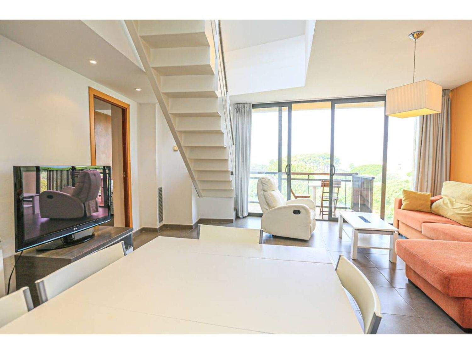 Apartamento en España 3 dormitorios, 85 m2 No. 168981
