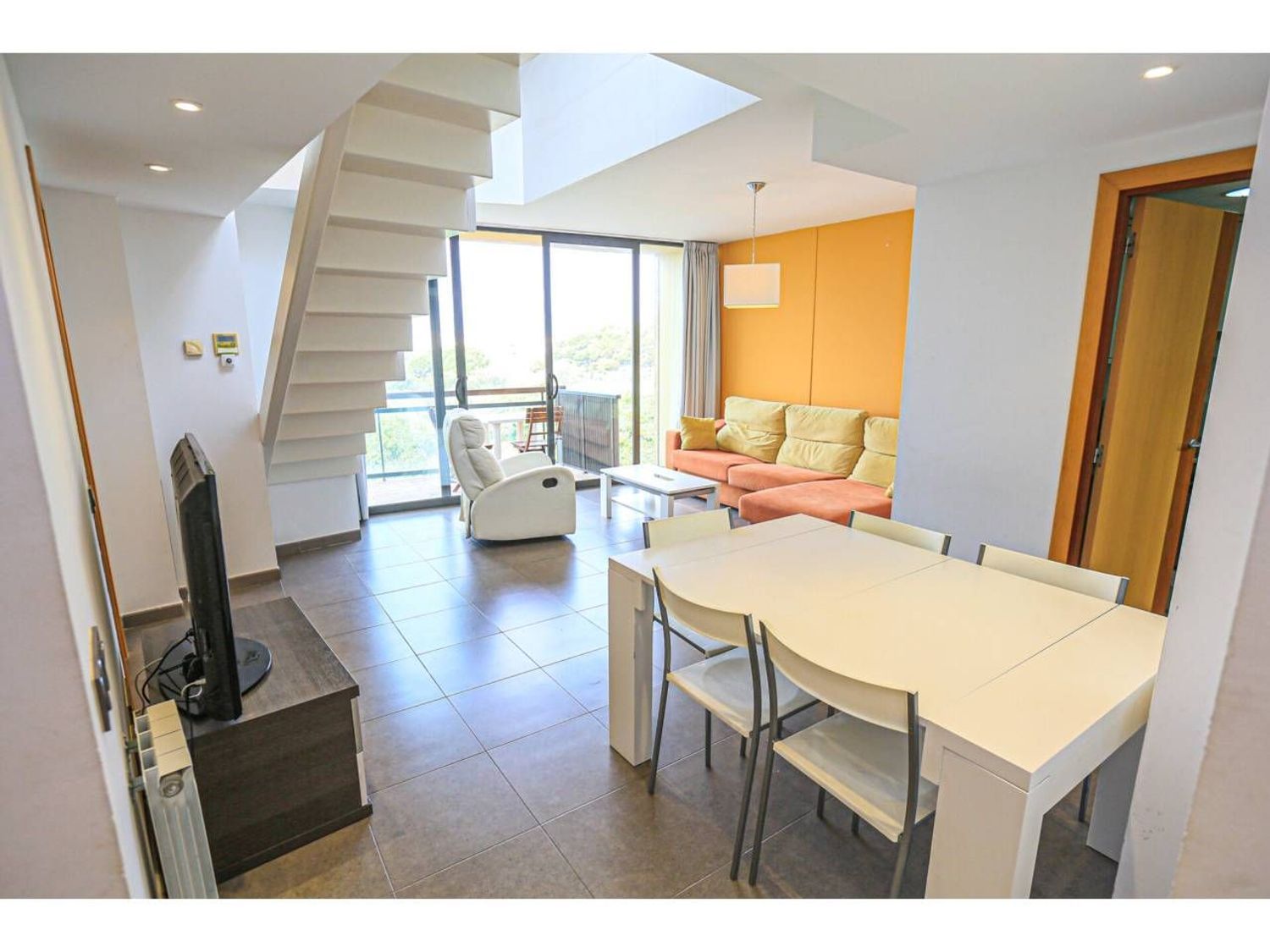 Apartamento en España 3 dormitorios, 85 m2 No. 168981