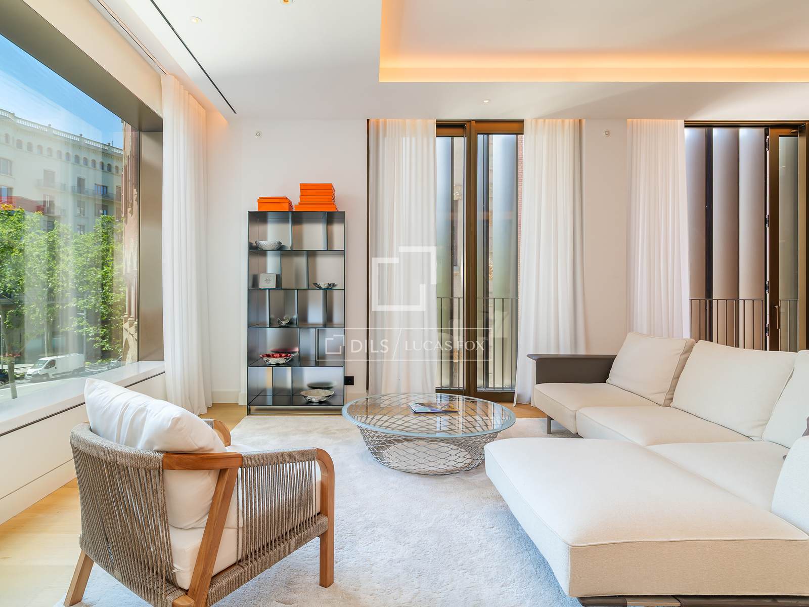 Apartamento en Barcelona, España 2 dormitorios, 186 m2 No. 168943