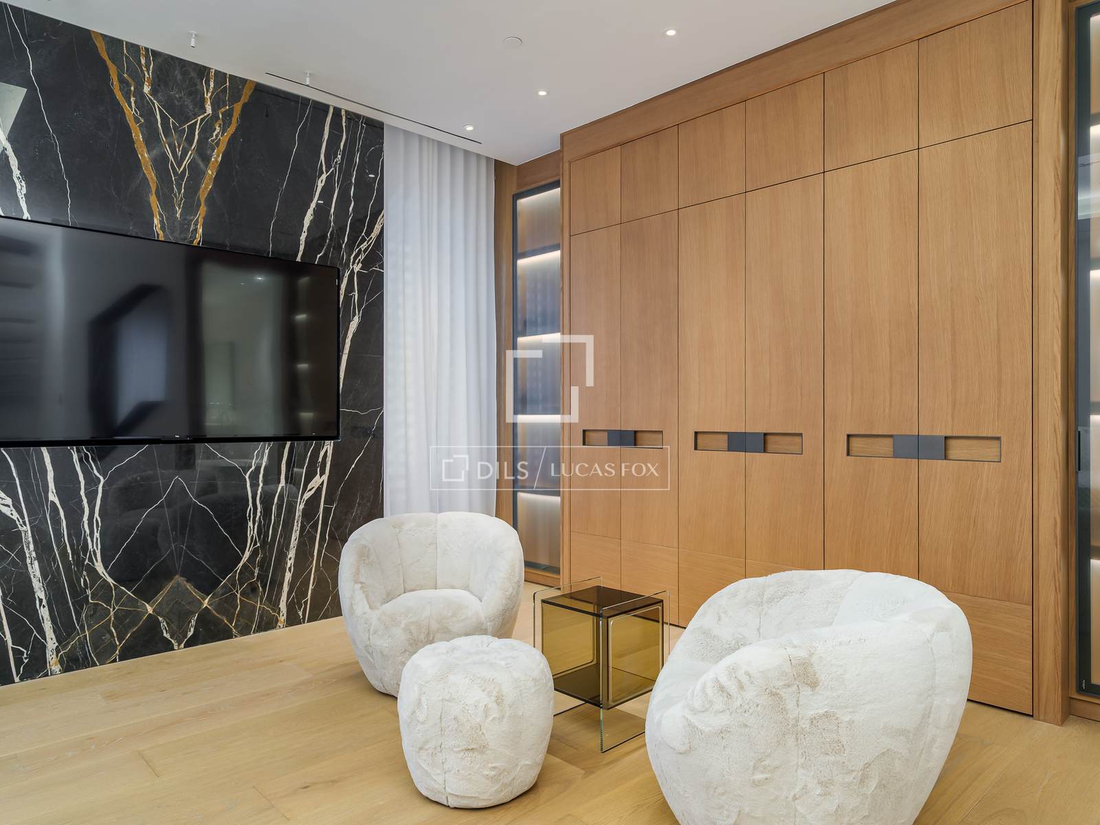 Apartamento en Barcelona, España 2 dormitorios, 186 m2 No. 168943