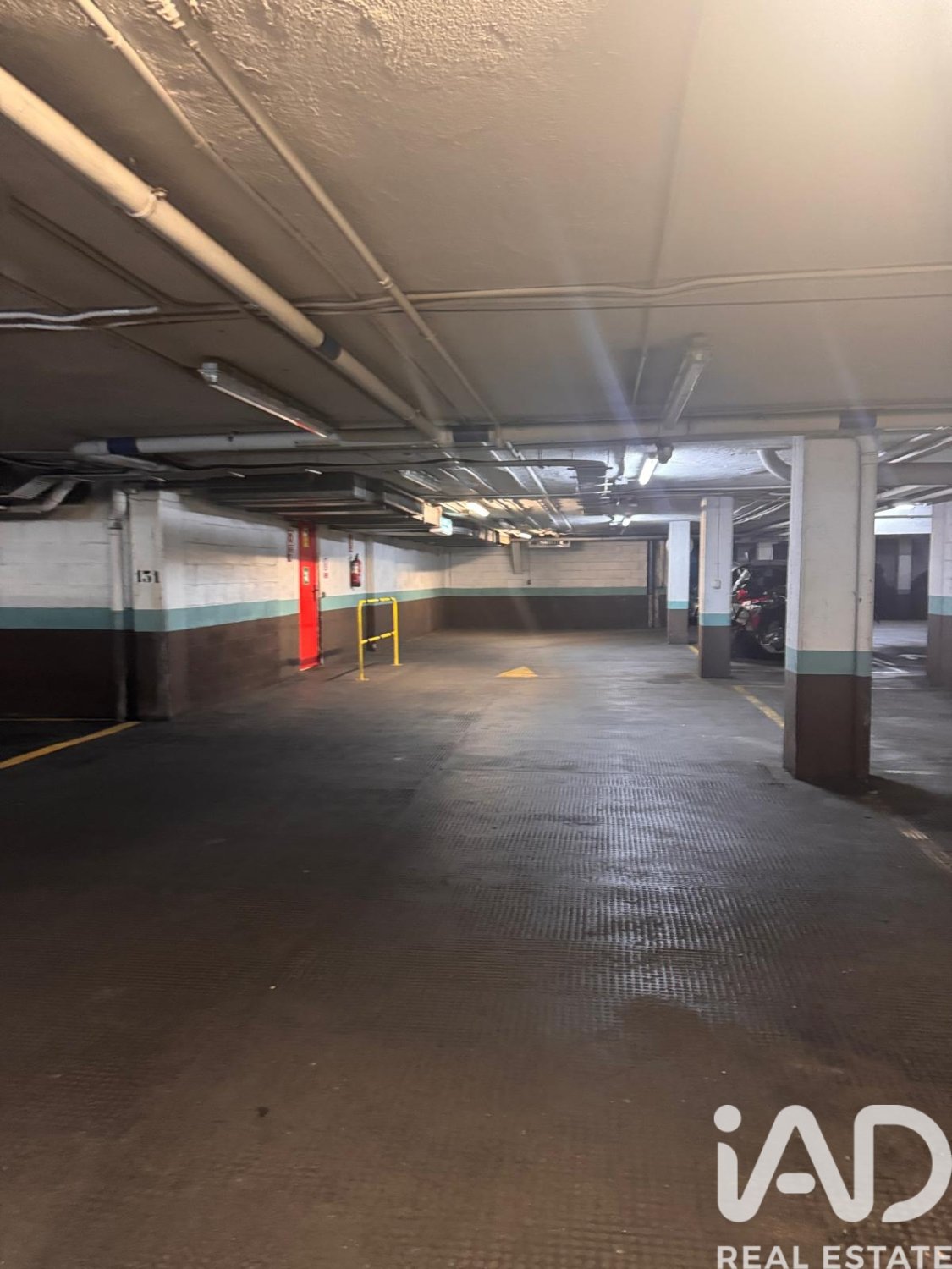 Garage i Madrid, Spanien 25 kvm. Nr. 193558