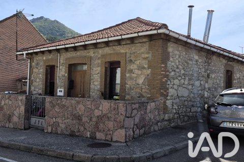 Talo Villamanin, Leon, Espanja 3 makuuhuonetta, 91 m2 No. 195844