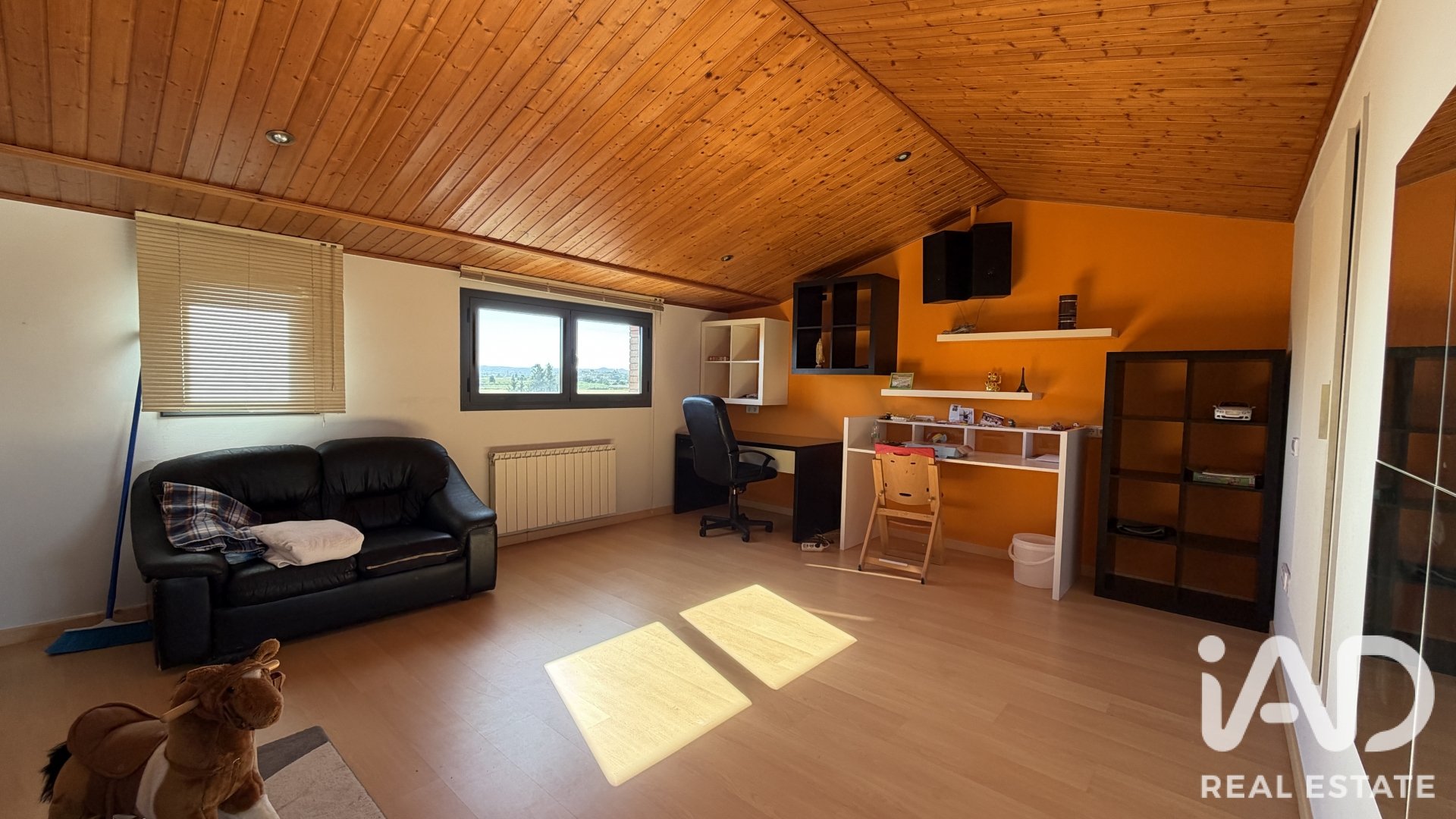 Сasa en Juneda, Lérida, España 3 dormitorios, 205 m2 No. 195846