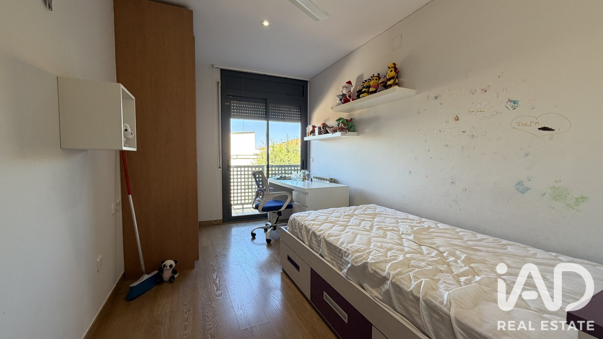 Сasa en Juneda, Lérida, España 3 dormitorios, 205 m2 No. 195846