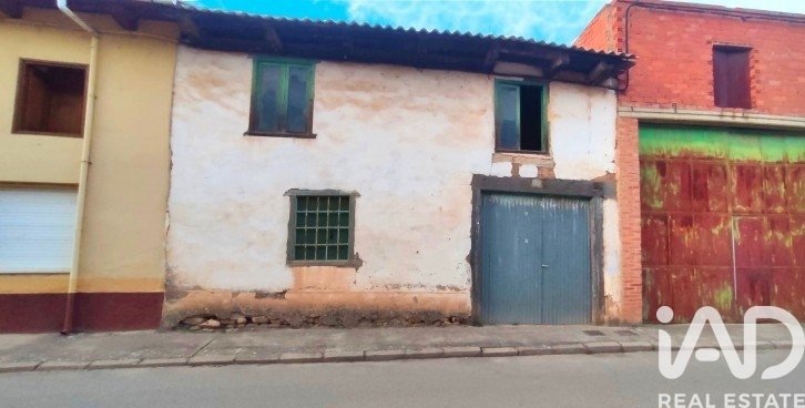 Villa i Veguellina de Orbigo, Leon, Spanien 480 kvm. Nr. 184691