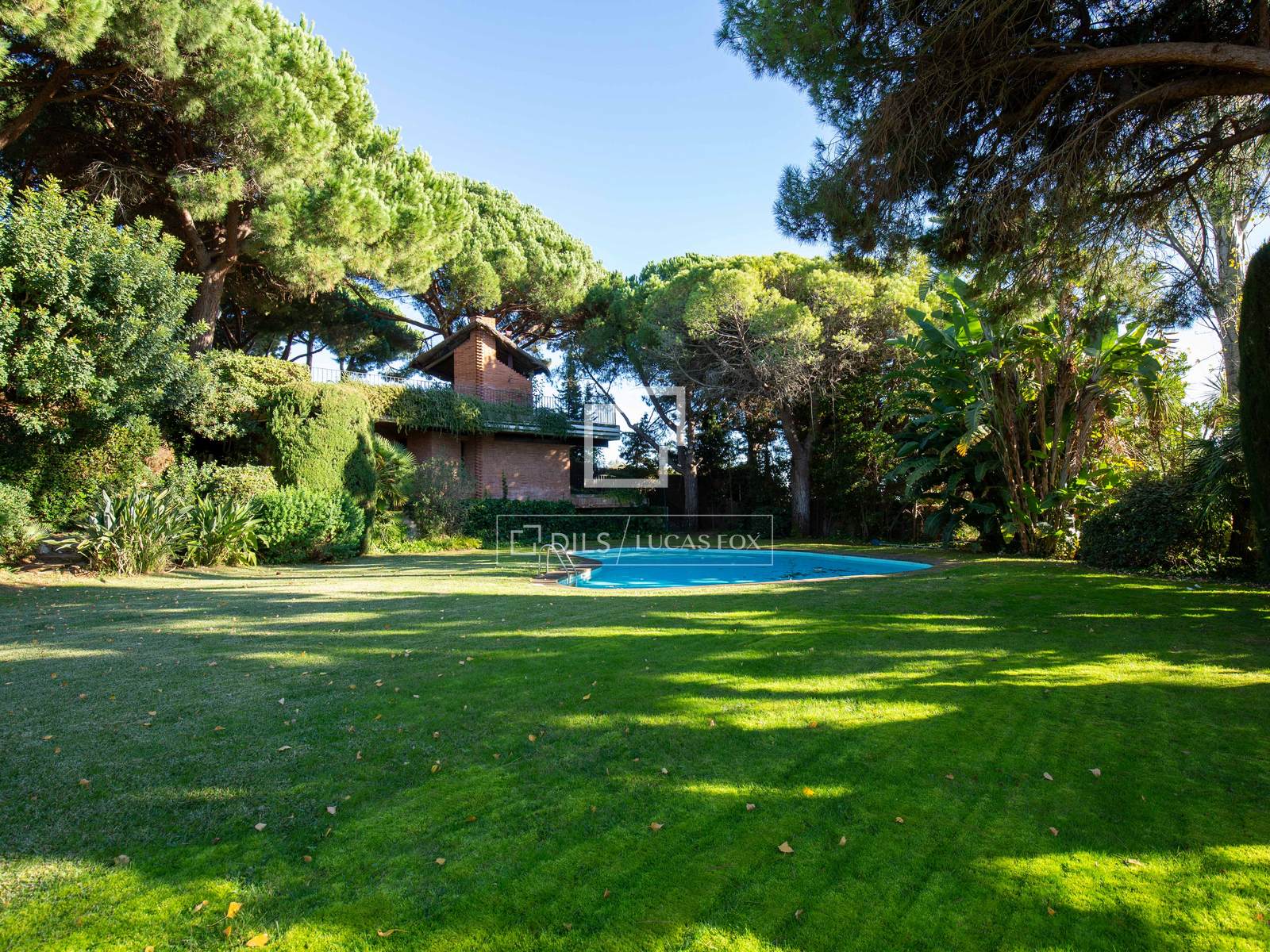 Villa in Sant Andreu de Llavaneres, Barcelona, Spain 7 bedrooms, 726 sq.m. No. 192819