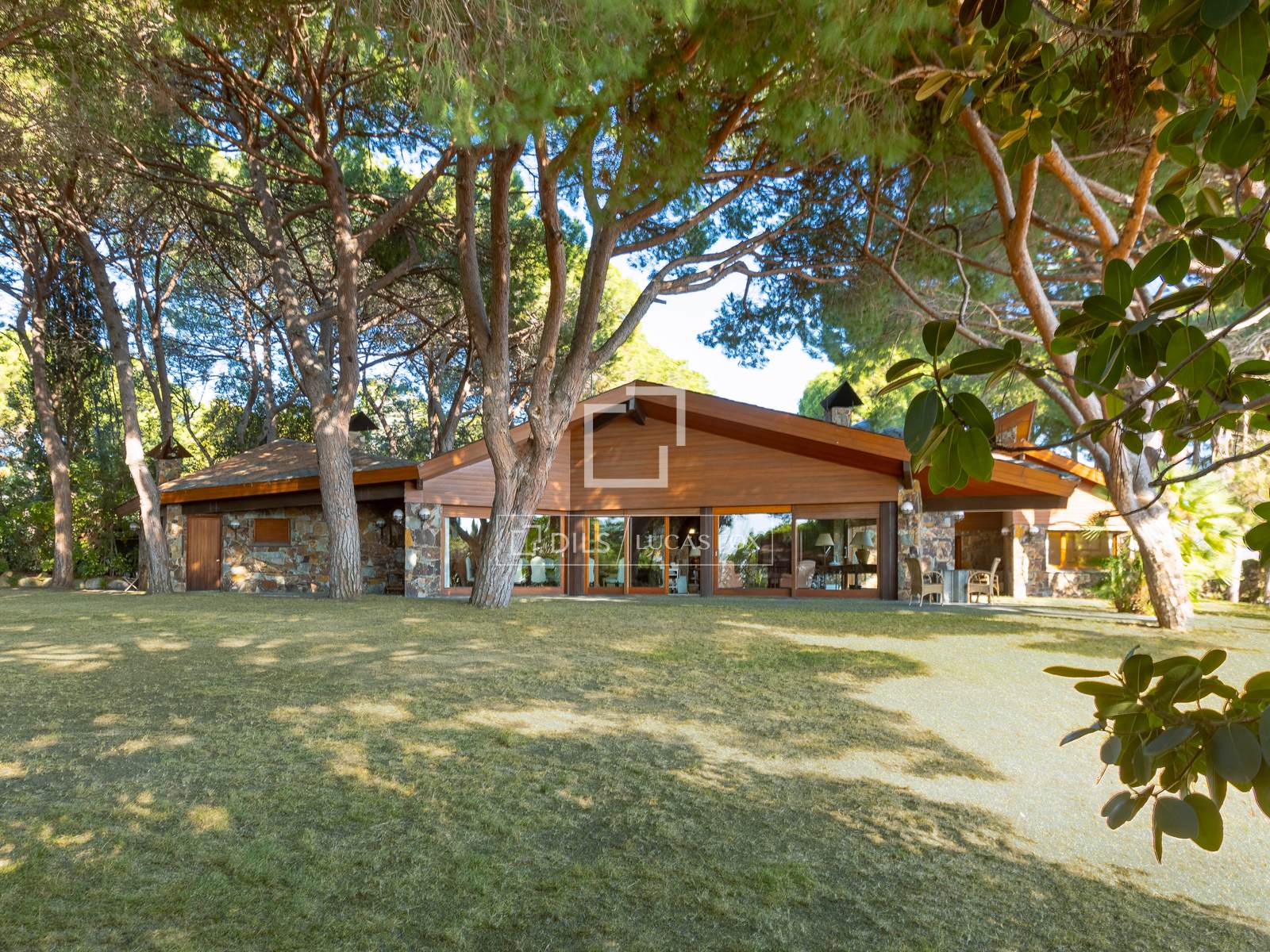 Villa in Sant Andreu de Llavaneres, Barcelona, Spain 7 bedrooms, 726 sq.m. No. 192819