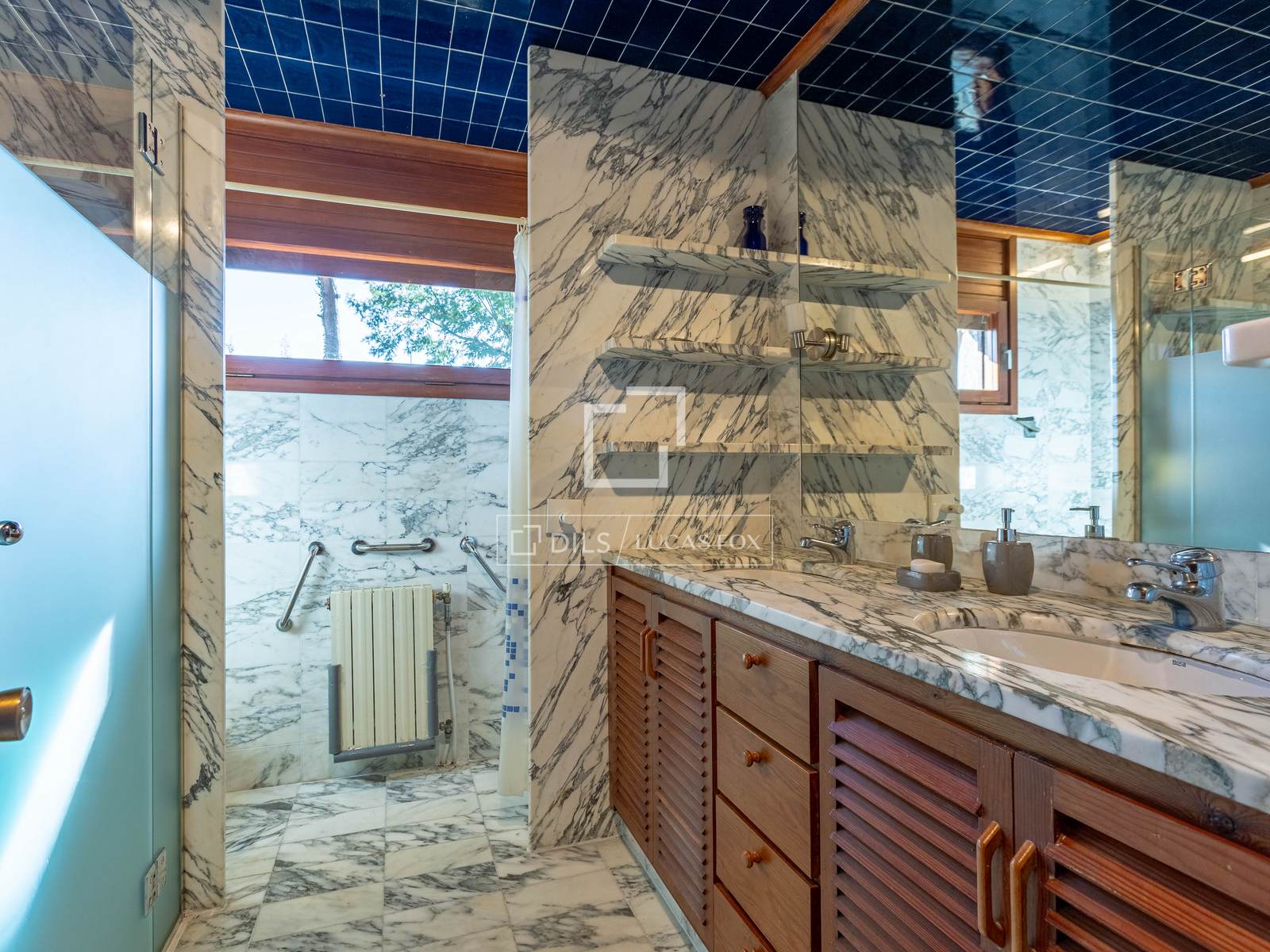 Villa in Sant Andreu de Llavaneres, Barcelona, Spain 7 bedrooms, 726 sq.m. No. 192819