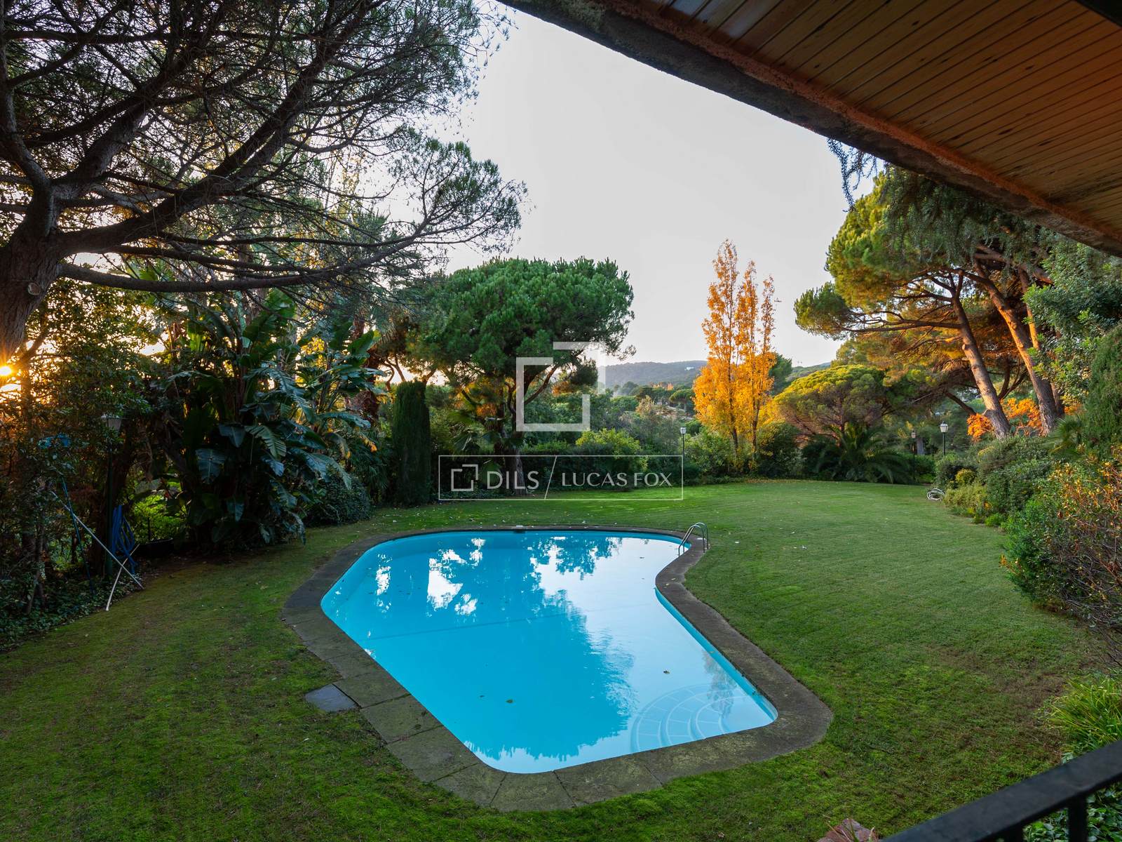 Villa in Sant Andreu de Llavaneres, Barcelona, Spain 7 bedrooms, 726 sq.m. No. 192819