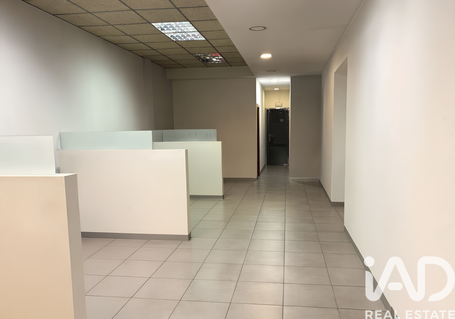 Liikekiinteistö Palencia, Espanja 2 makuuhuonetta, 100 m2 No. 185540