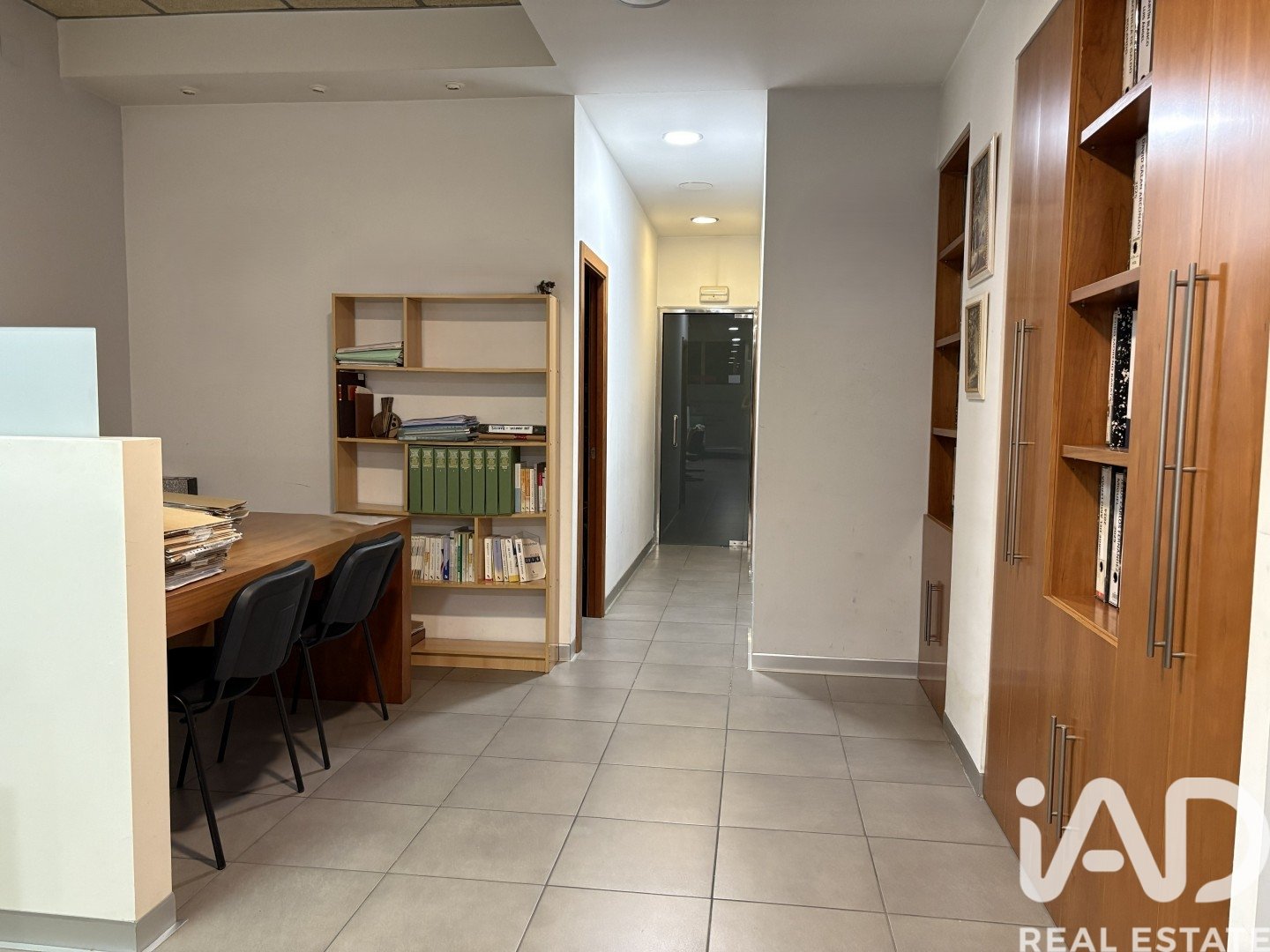 Liikekiinteistö Palencia, Espanja 2 makuuhuonetta, 100 m2 No. 185540