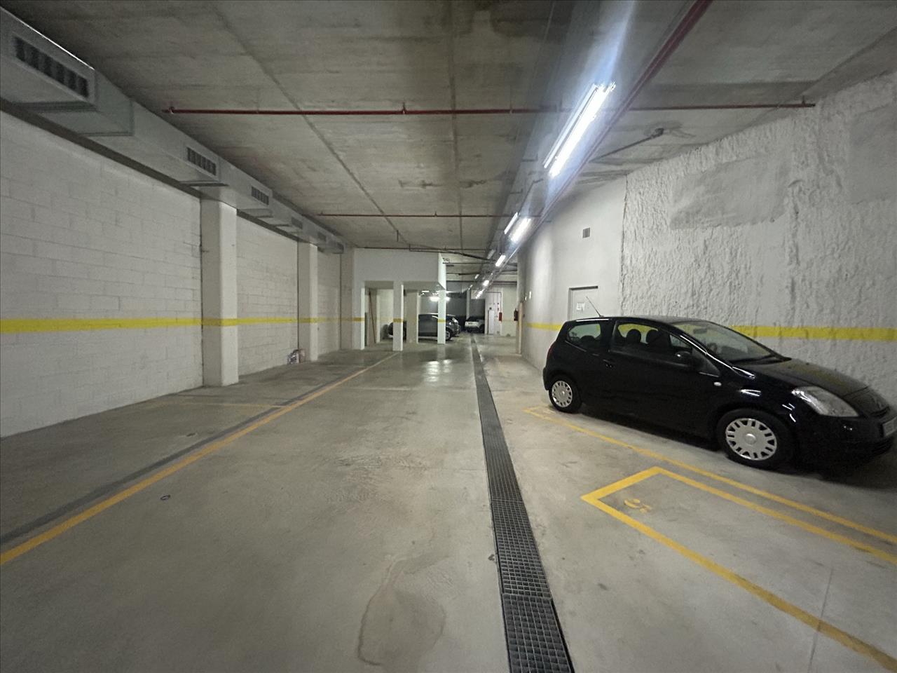Garage in Barcelona, Spain 6 sq.m. No. 191501