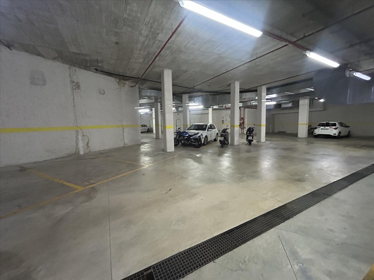 Garage in Barcelona, Spain 6 sq.m. No. 191501