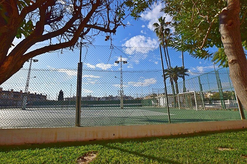 Villa in Torrevieja, Alicante, Spain 3 bedrooms, 142 sq.m. No. 103385