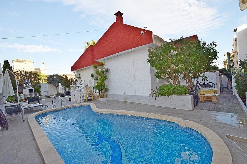 Huvila Torrevieja, Alicante, Espanja 3 makuuhuonetta, 200 m2 No. 103379