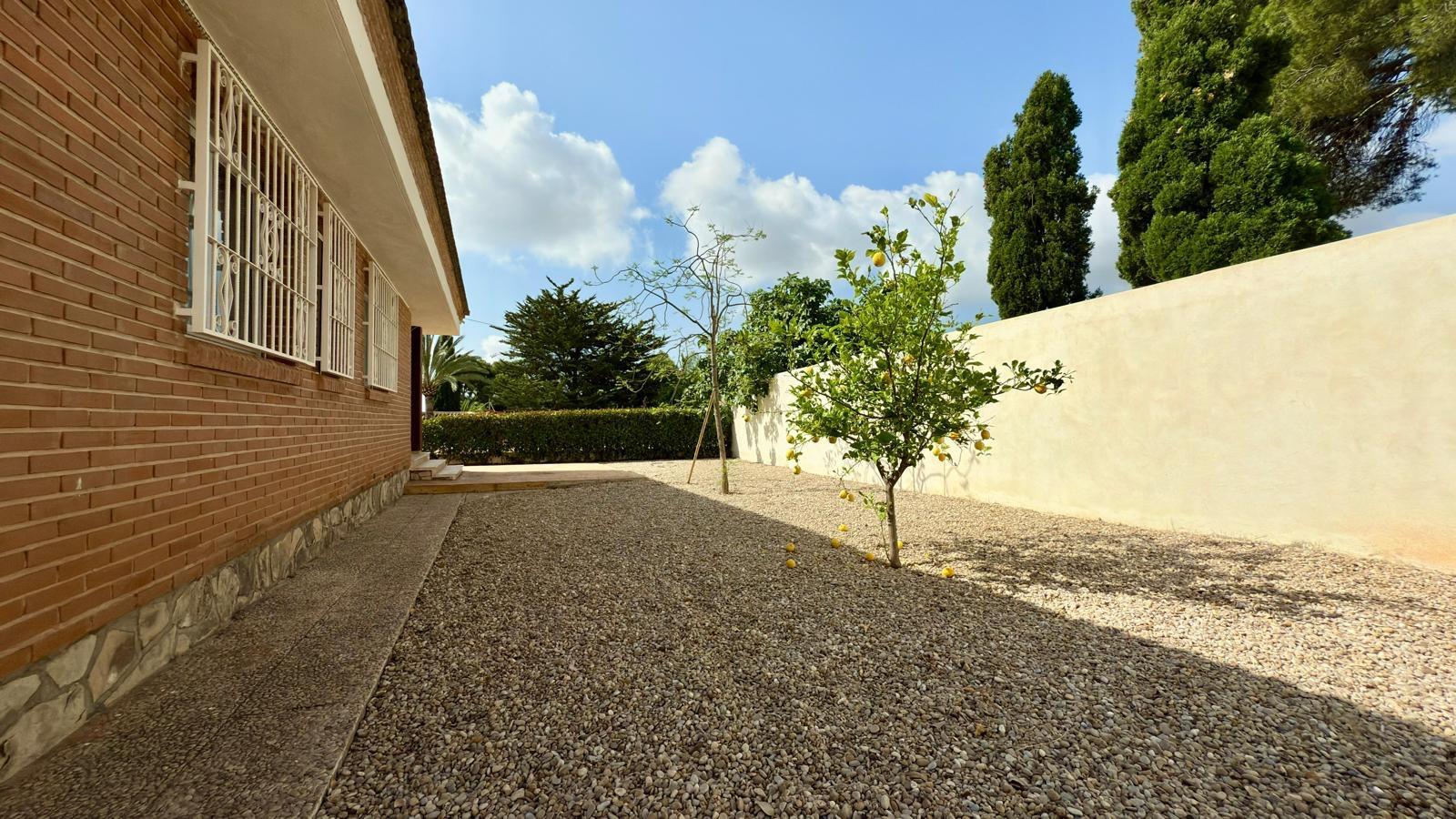 Huvila La Nucia, Alicante, Espanja 3 makuuhuonetta, 300 m2 No. 149398