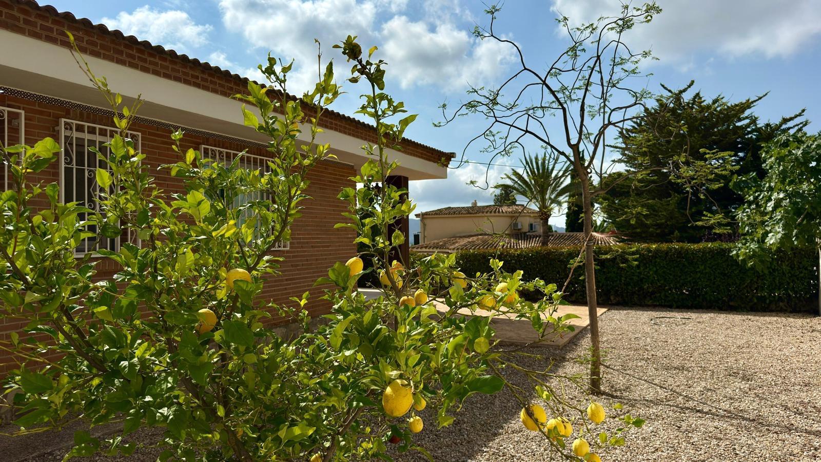 Huvila La Nucia, Alicante, Espanja 3 makuuhuonetta, 300 m2 No. 149398