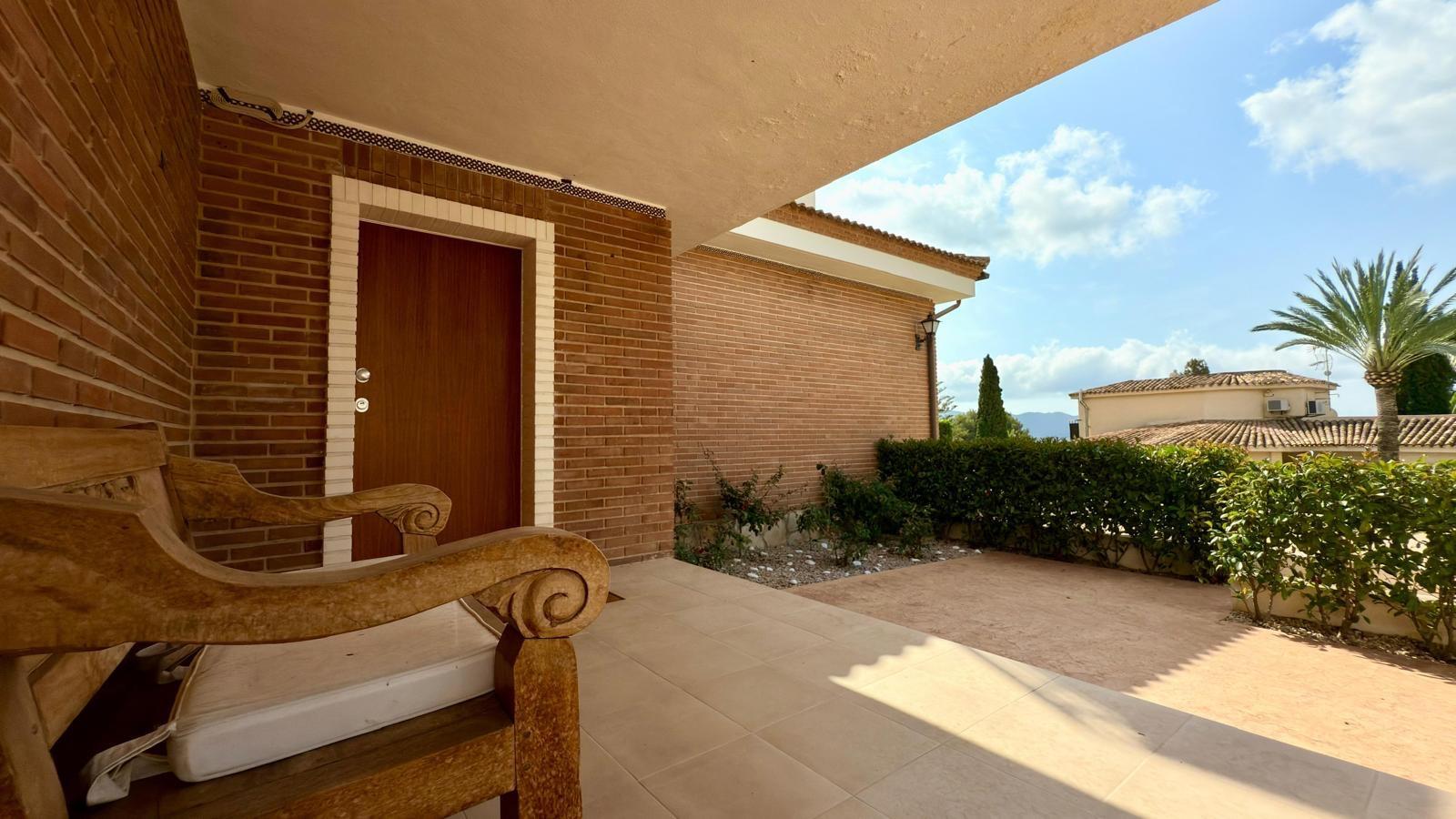 Huvila La Nucia, Alicante, Espanja 3 makuuhuonetta, 300 m2 No. 149398