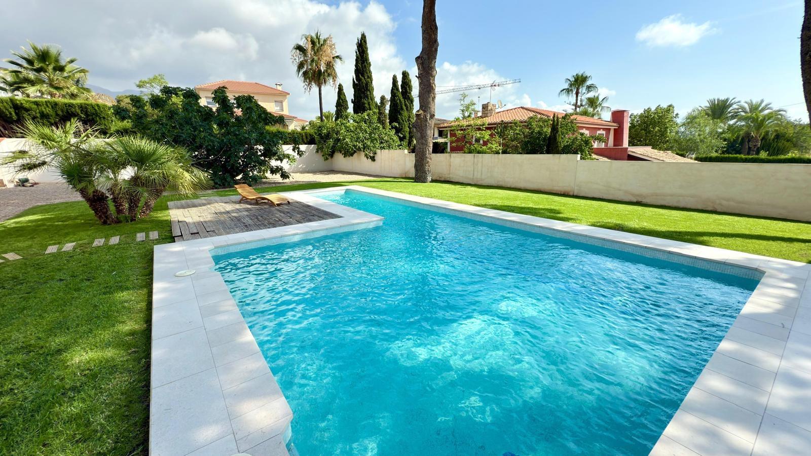 Huvila La Nucia, Alicante, Espanja 3 makuuhuonetta, 300 m2 No. 149398