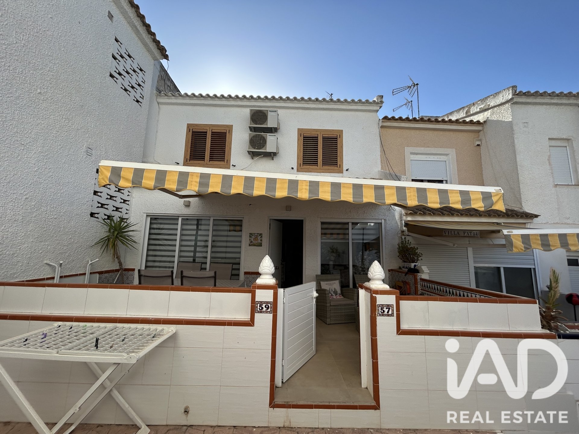 Townhouse in Torrevieja, Alicante, Spain No. 187637