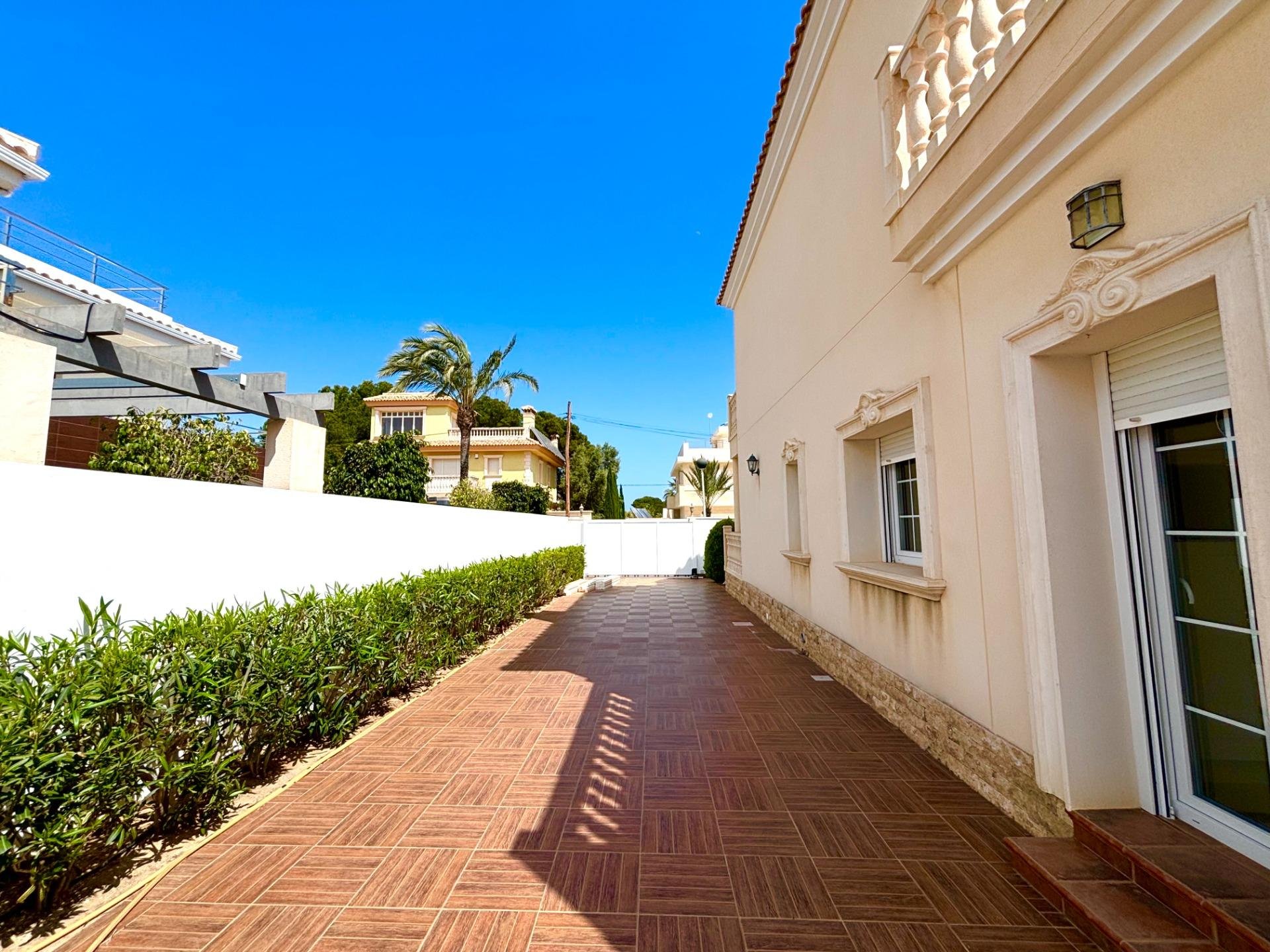 Villa a Cabo Roig, Alicante, Spagna 4 camere da letto, 261 mq. N° 194518