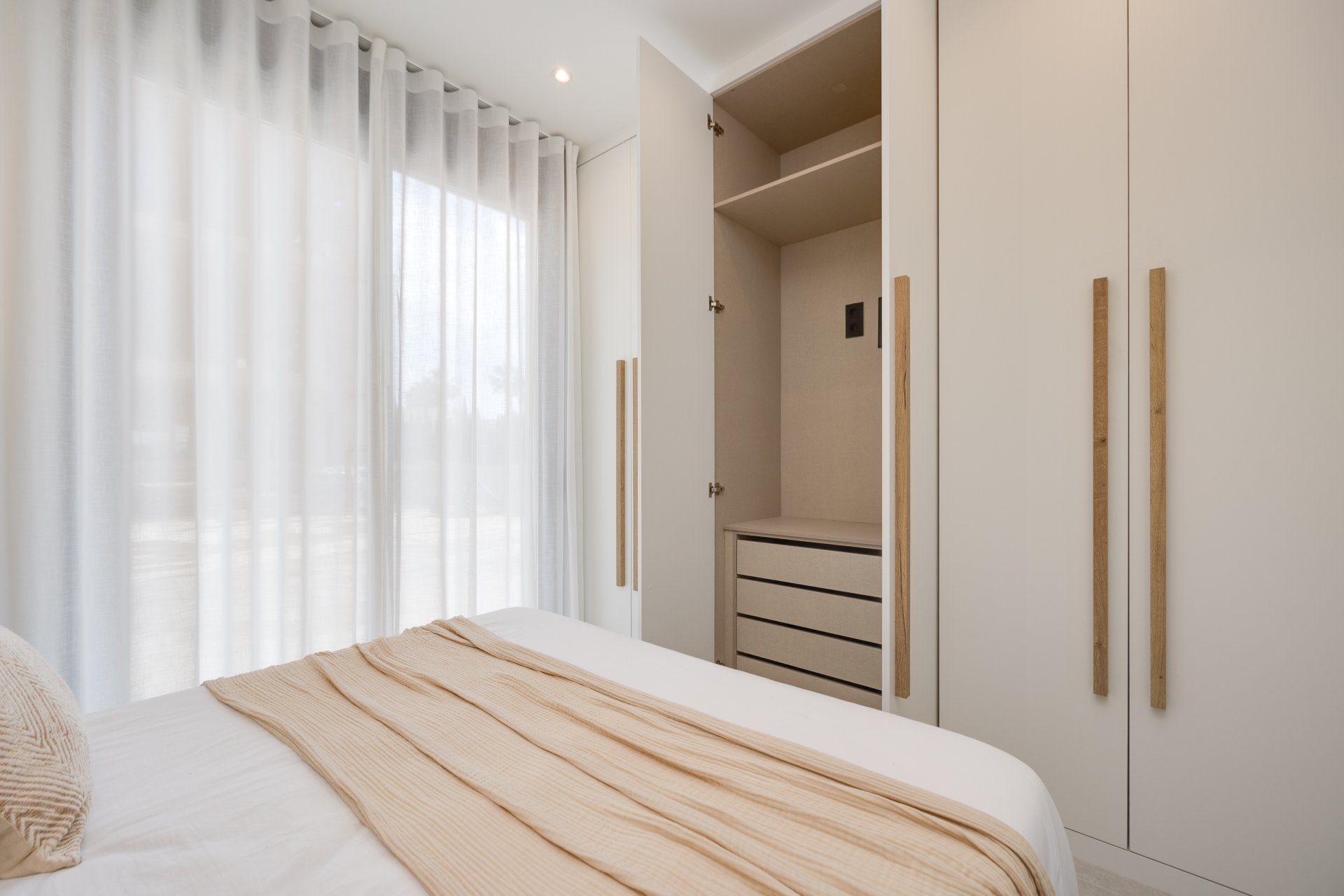 Apartment à Guardamar del Segura, Alicante, Espagne 2 chambres,  No. 173948