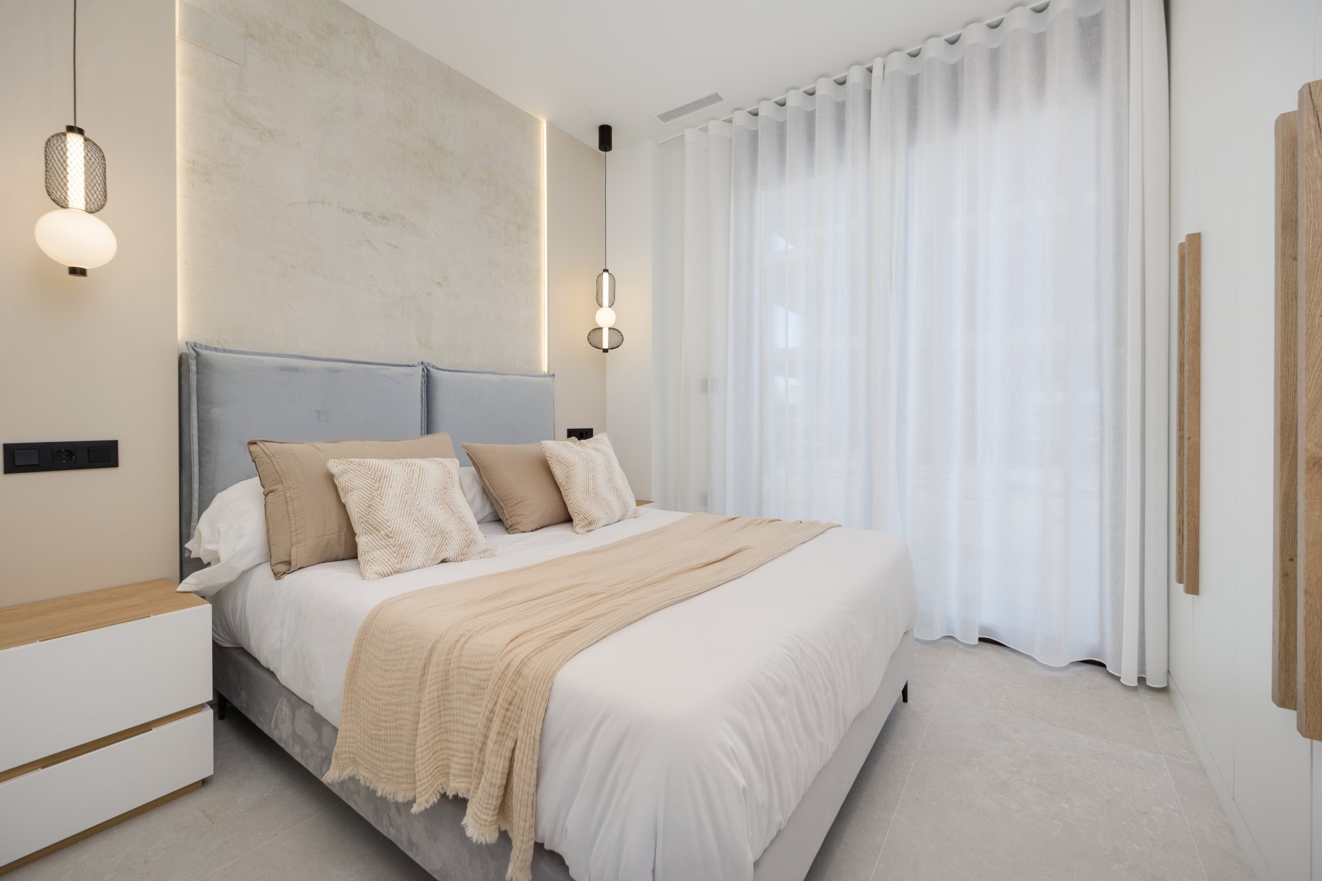 Apartment à Guardamar del Segura, Alicante, Espagne 2 chambres,  No. 173948