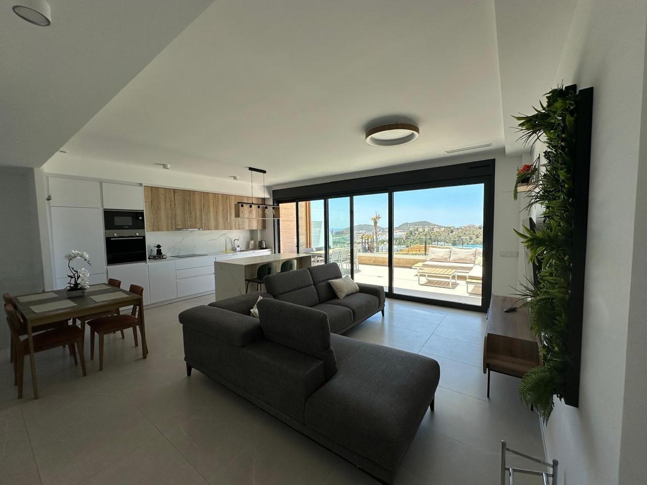 Attico a Finestrat, Alicante, Spagna 3 camere da letto, 250 mq. N° 165512