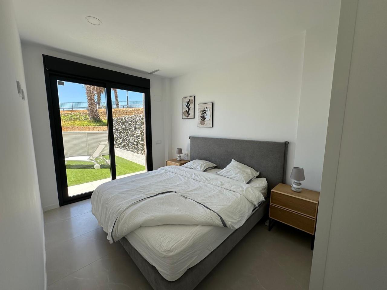 Attico a Finestrat, Alicante, Spagna 3 camere da letto, 250 mq. N° 165512