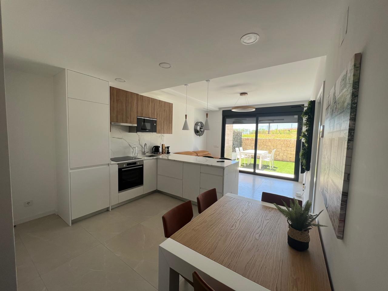 Attico a Finestrat, Alicante, Spagna 3 camere da letto, 250 mq. N° 165512