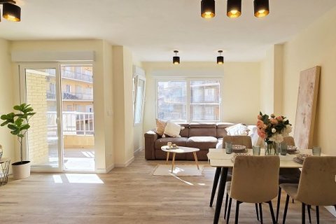 Apartment in Torrevieja, Alicante, Spain 2 bedrooms,  No. 140551