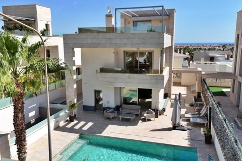 Villa in Villamartin, Alicante, Spain 5 bedrooms, 200 sq.m. No. 190092