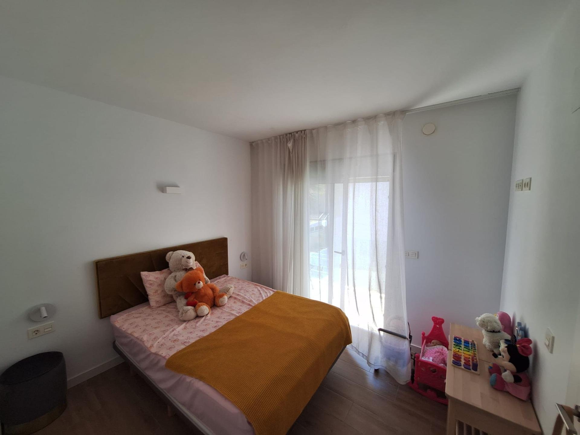 Villa à Torrevieja, Alicante, Espagne 3 chambres,  No. 190093