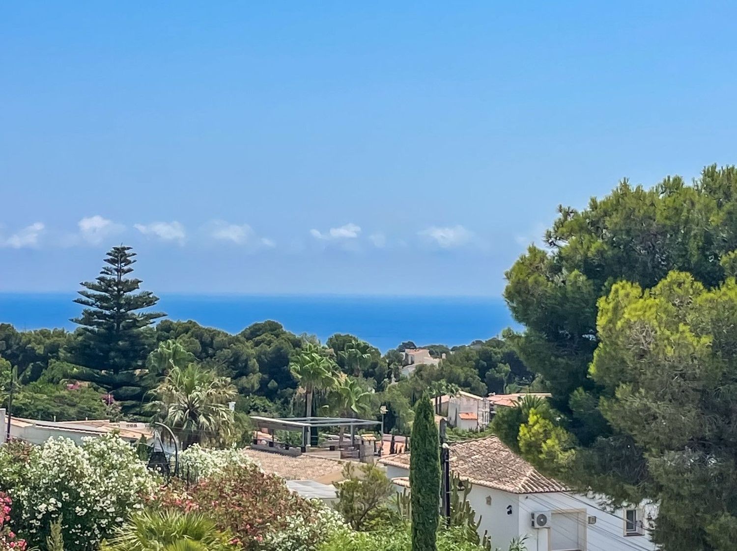 Villa a Javea, Alicante, Spagna 4 camere da letto, 530 mq. N° 180790