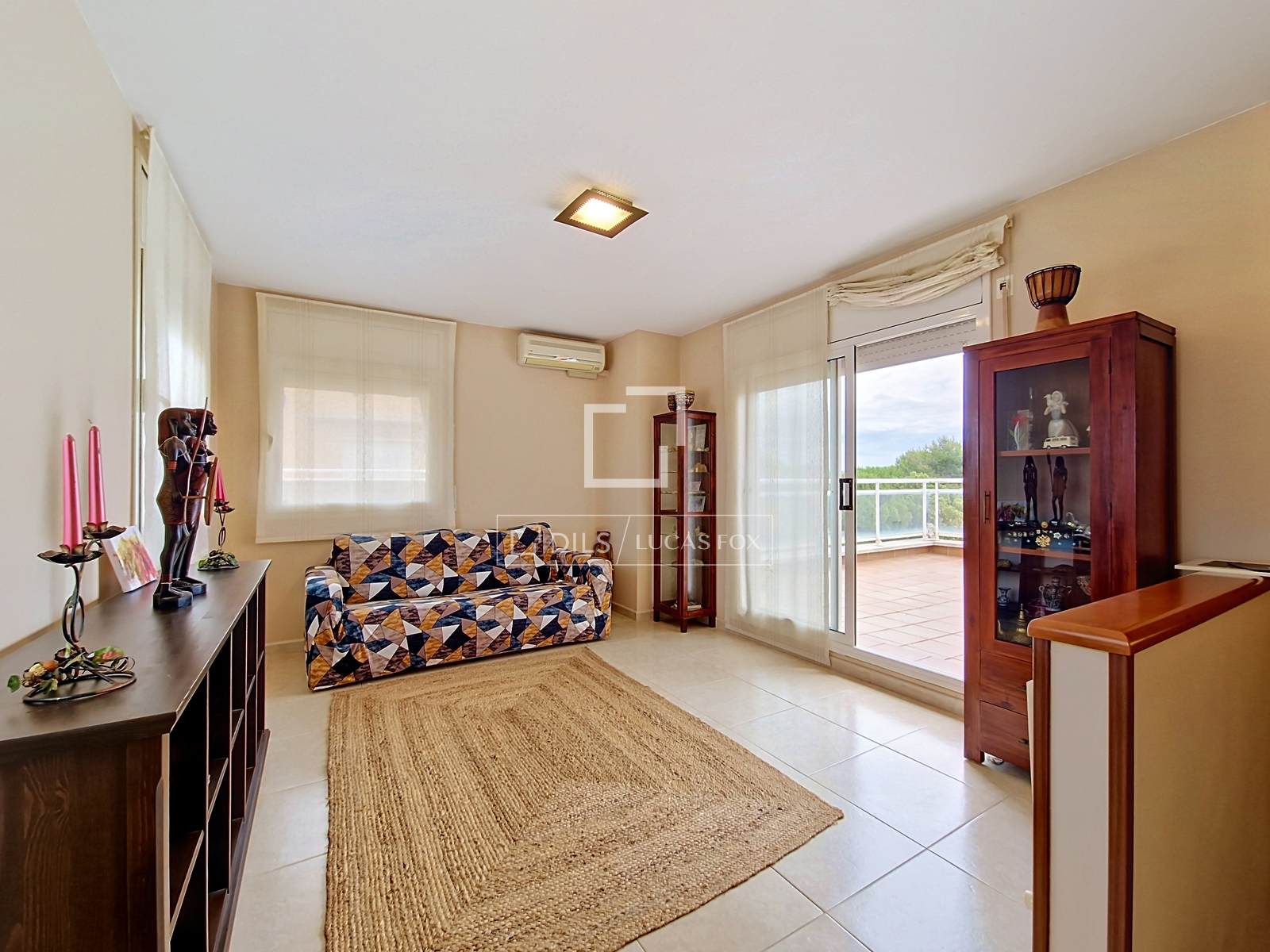 Villa a Cubelles, Barcelona, Spagna 3 camere da letto, 174 mq. N° 192626