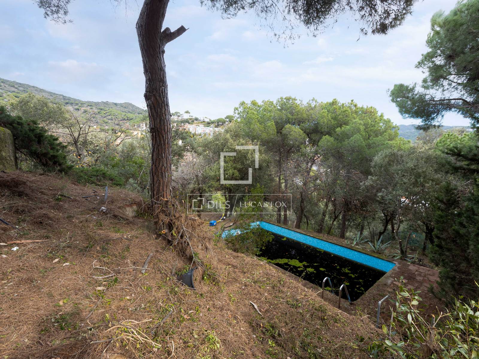 Land plot in Alella, Barcelona, Spain No. 192625