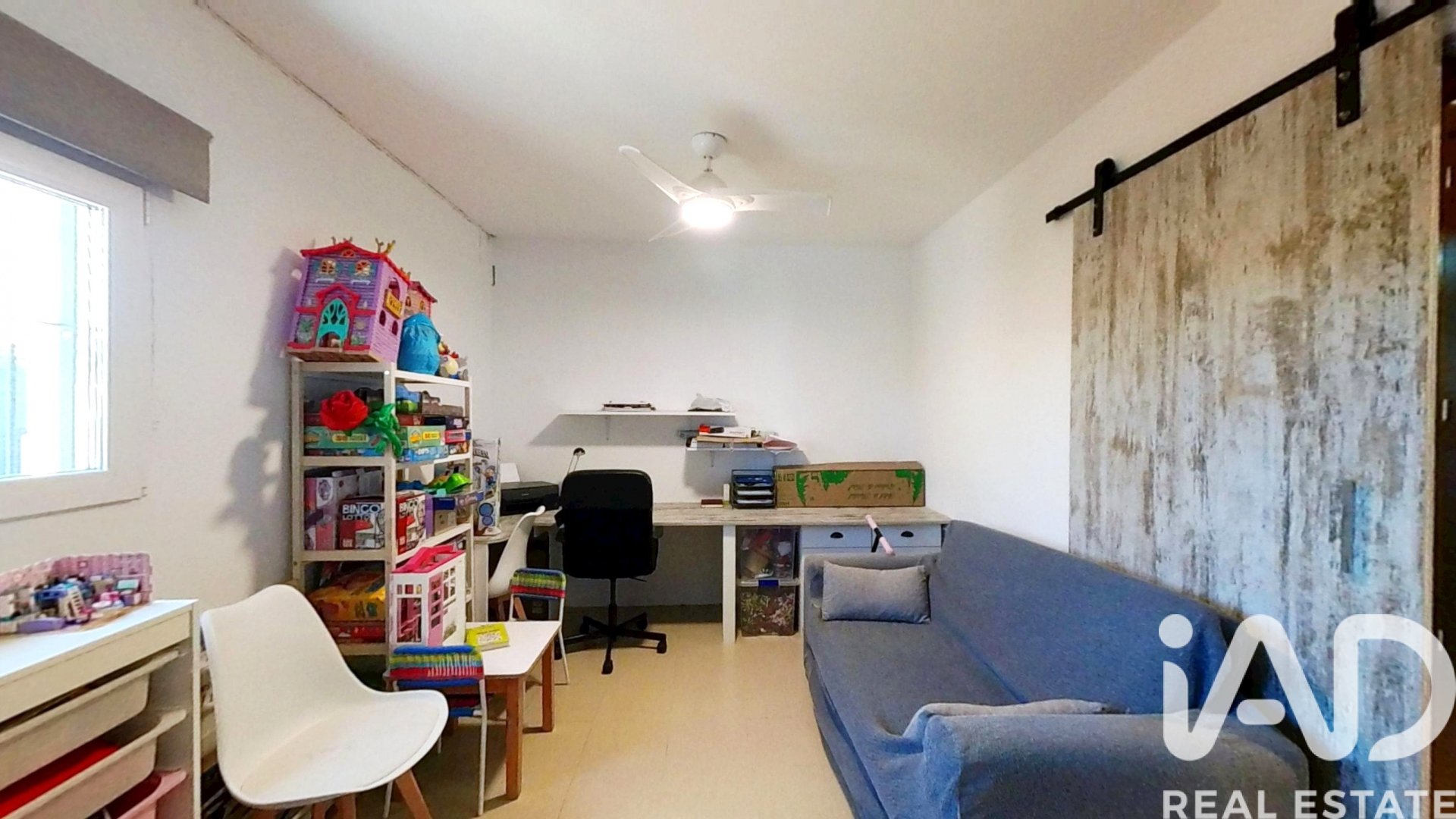 Kaupunkipientalo Santa Oliva, Tarragona, Espanja 4 makuuhuonetta, 119 m2 No. 152343