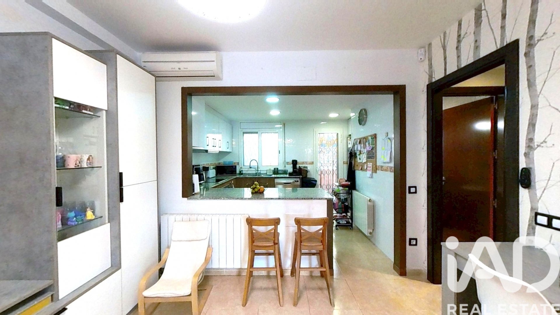 Kaupunkipientalo Santa Oliva, Tarragona, Espanja 4 makuuhuonetta, 119 m2 No. 152343