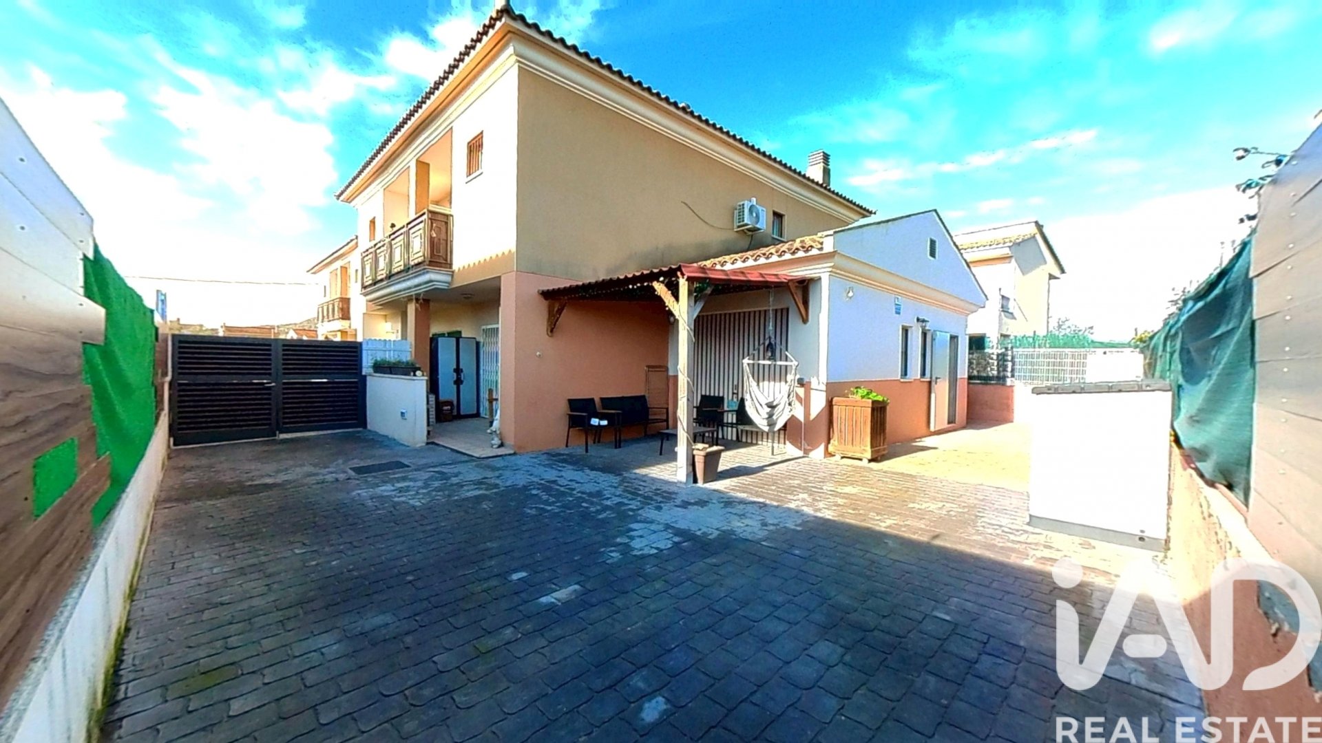 Kaupunkipientalo Santa Oliva, Tarragona, Espanja 4 makuuhuonetta, 119 m2 No. 152343